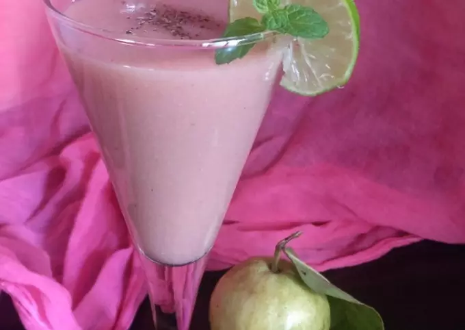 Pink Amrood Juice